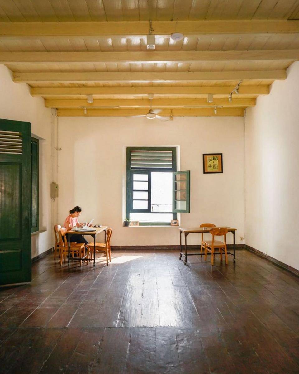 interior Tekodeko Koffiehuis (instagram.com/tekodeko)