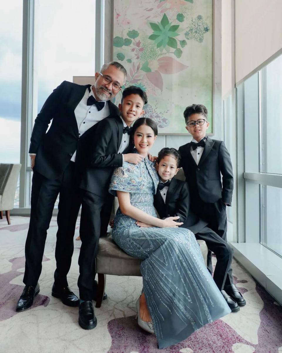 Lukman Sardi dan keluarga (instagram.com/lukmansrd)