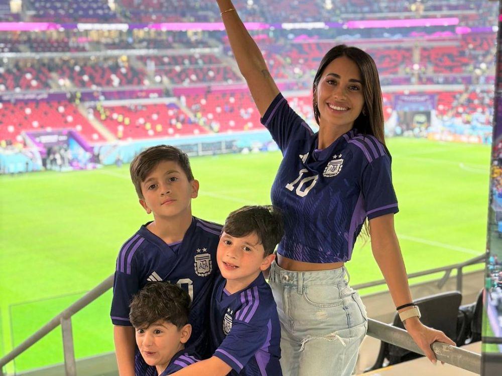 9 Momen Antonela Istri Messi, Nonton Langsung Piala Dunia 2022