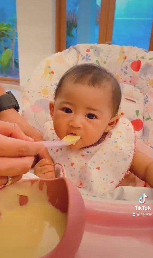 Ria Ricis masak MPASI (Instagram.com/riaricis1795)