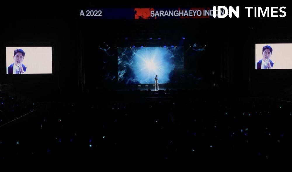 potret Young Tak di konser Saranghaeyo Indonesia 2022 (Dok.IDN Times/Elizabeth Chiquita)