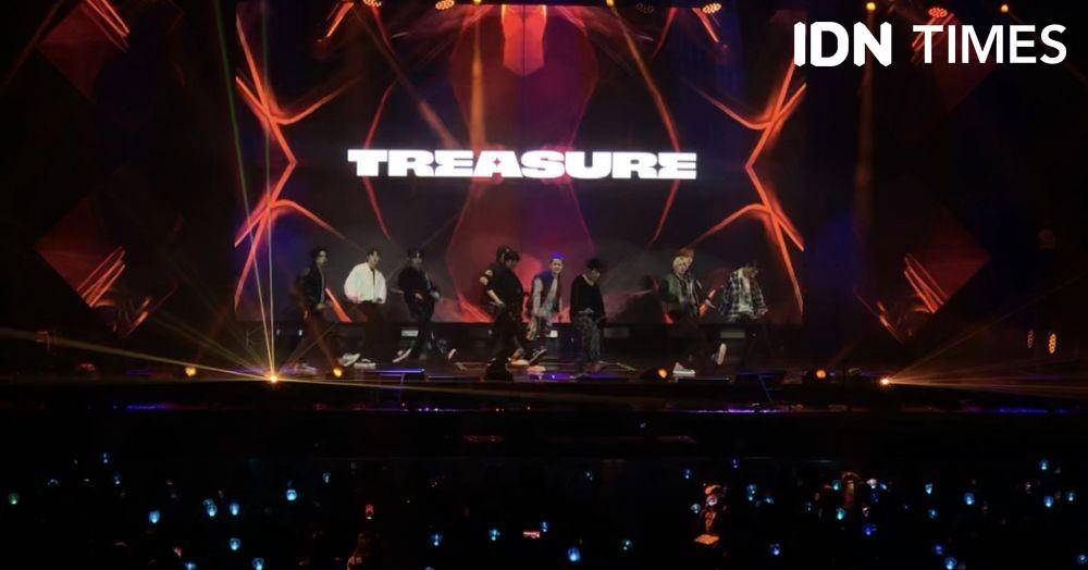 potret penampilan TREASURE di konser Saranghaeyo Indonesia 2022 (Dok. IDN Times/Elizabeth Chiquita)