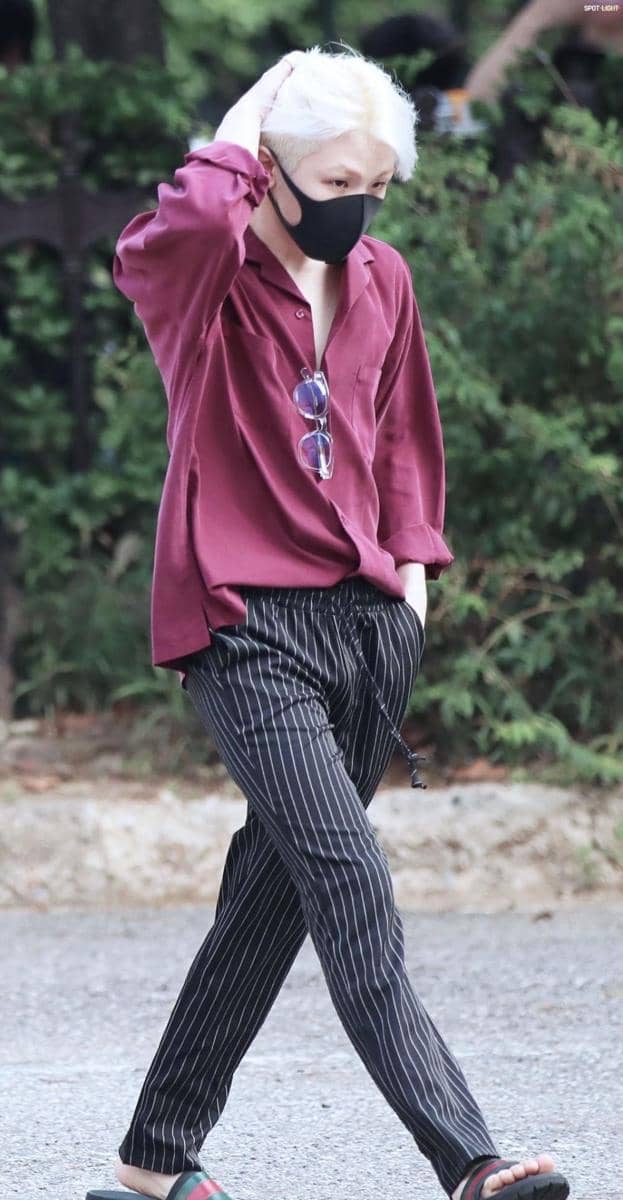 Woozi Seventeen (twitter.com/TheDailyNoona)