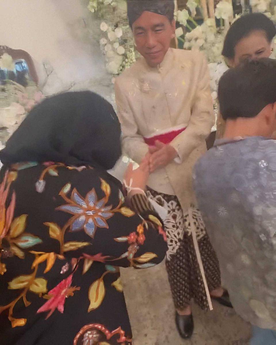 Lala salaman dengan Presiden (instagram.com/raffinagita1717)