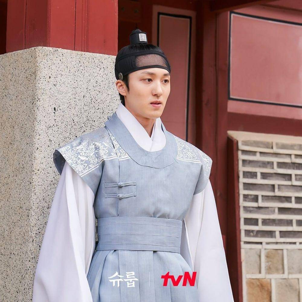Chani SF9 di Under the Queen's Umbrella (instagram.com/tvn_drama)