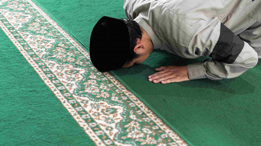 Ini Batas Waktu Sholat Dzuhur Sesuai Hadist, Jangan Keliru