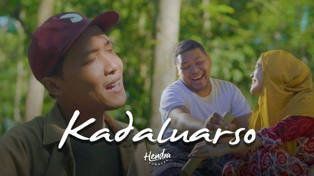 Hendra Kumbara dalam video klip Kadaluarso (youtube.com/SYALALA PRODUCTION)