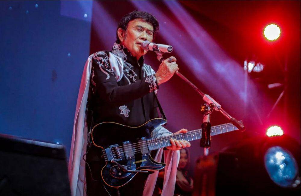 potret Rhoma Irama saat manggung (instagram.com/rhoma_official/)