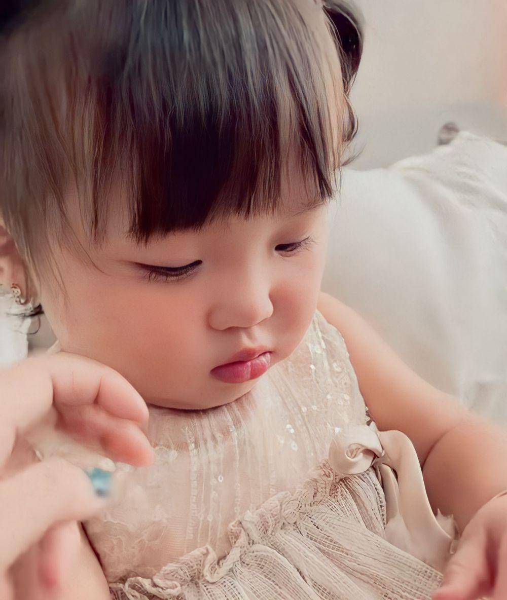 Keluarga Ahok dan Puput (instagram.com/victoria_makeupatelier)
