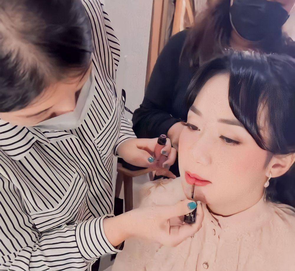 Keluarga Ahok dan Puput (instagram.com/victoria_makeupatelier)