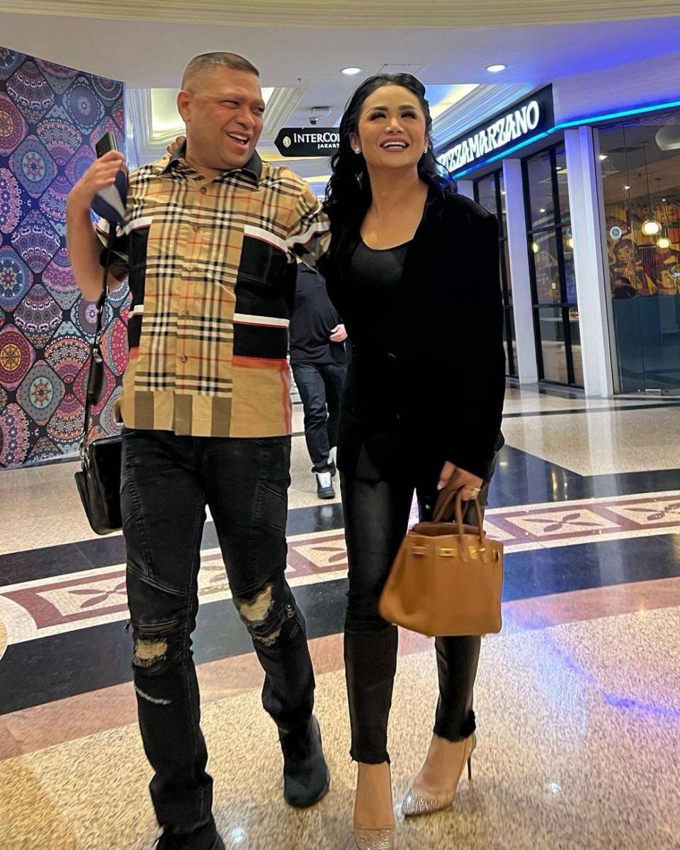 Momen kebersamaan Raul dan Krisdayanti (instagram.com/krisdayantilemos)