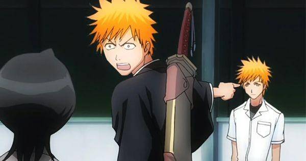 Ichigo menunjuk Kon yang menghuni tubuh fisiknya ( Dok. Pierrot / Bleach )