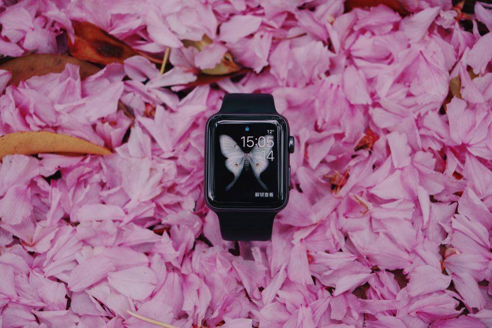 ilustrasi smartwatch (Unsplash/Alvan Nee)