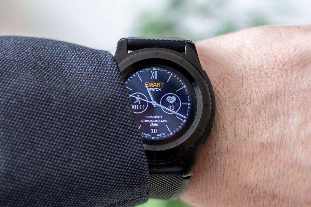 ilustrasi smartwatch (Unsplash/Arthur Luczka)