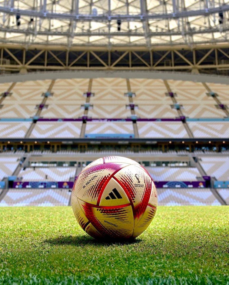 Al Hilm, bola semifinal dan final Piala Dunia 2022. (twitter.com/roadto2022en)