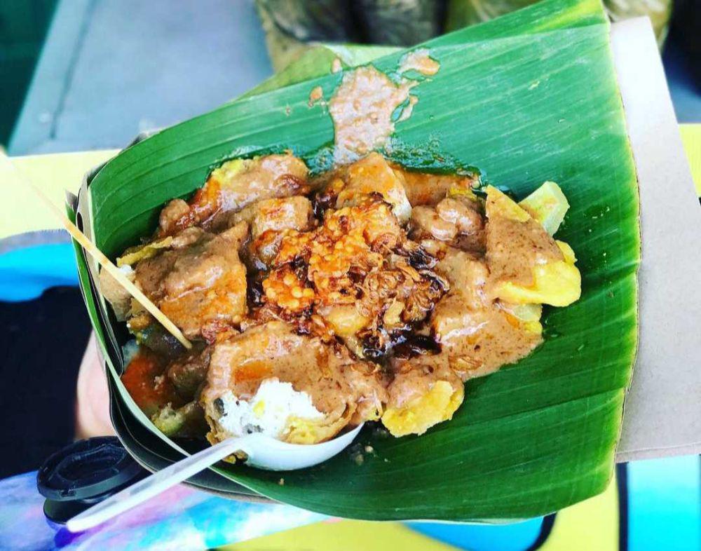 5 Kuliner Khas Jawa Berbahan Kikil, Rasanya Menggugah Selera!