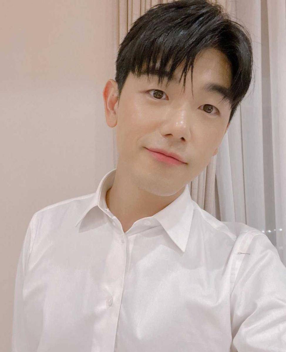 Eric Nam (instagram.com/ericnam)