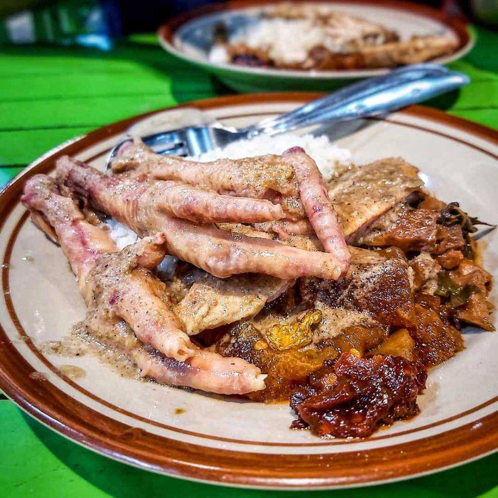Gudeg Ceker Margoyudan (instagram.com/foo.ga)