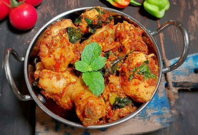 8 Makanan Khas Natal di Indonesia, yang Mana Favoritmu?