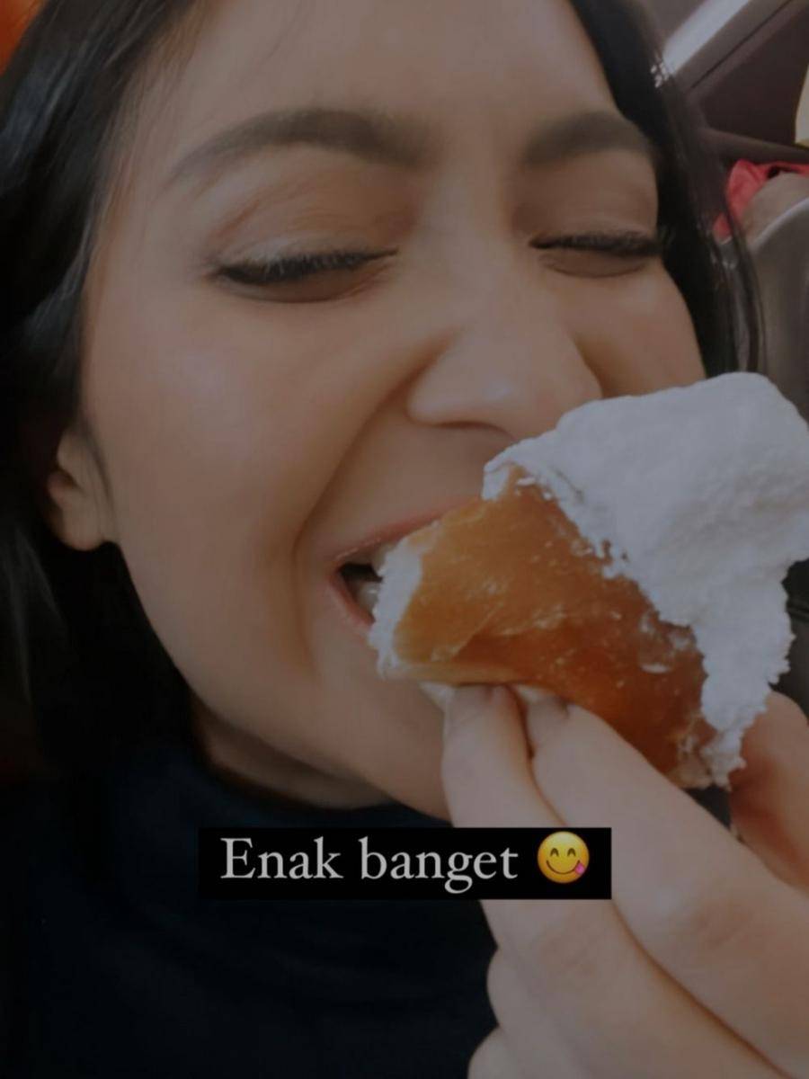 momen Caca dan Barry di Italia (instagram.com/cacatengker)