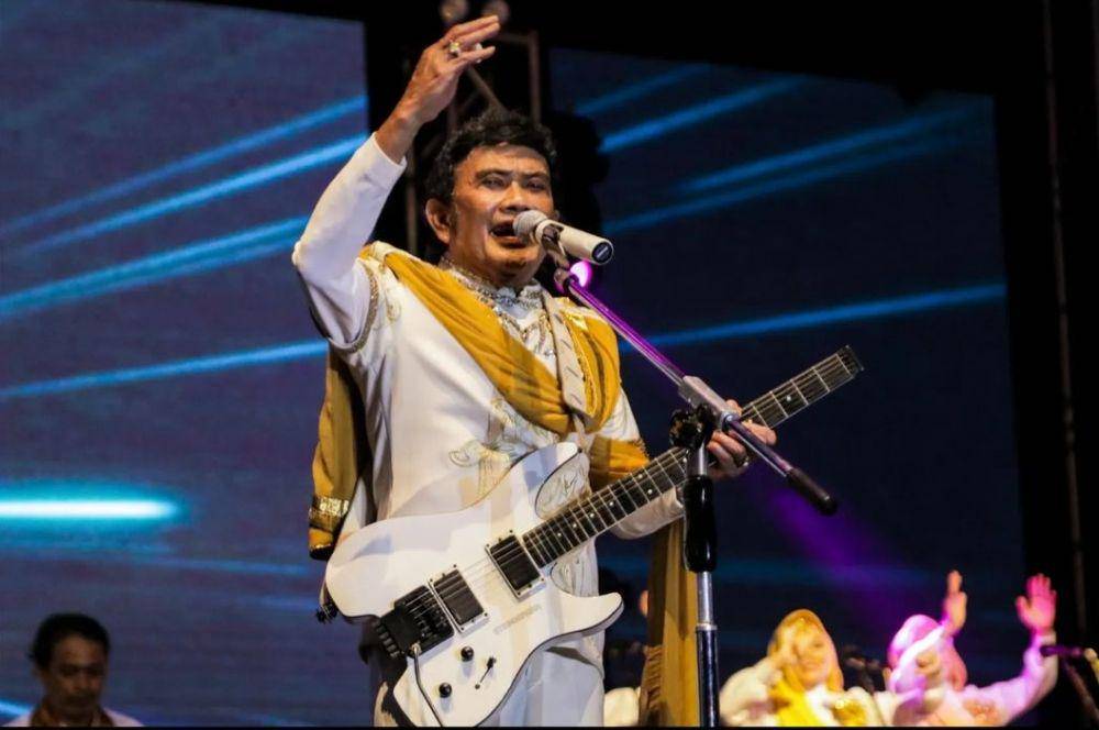 potret Rhoma Irama saat manggung (instagram.com/rhoma_official/)