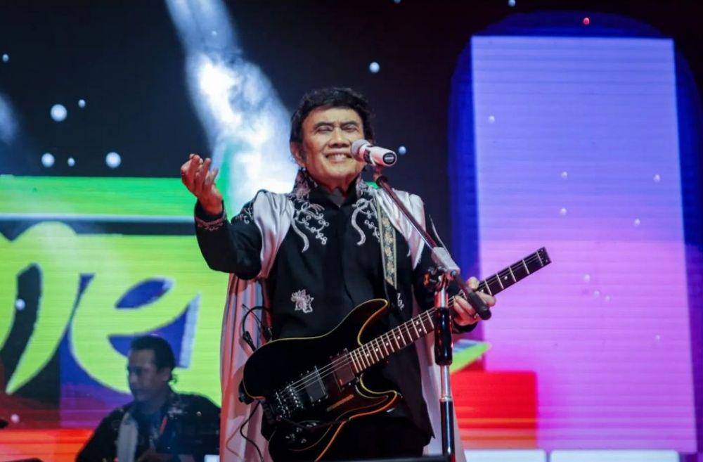 potret Rhoma Irama saat manggung (instagram.com/rhoma_official/)