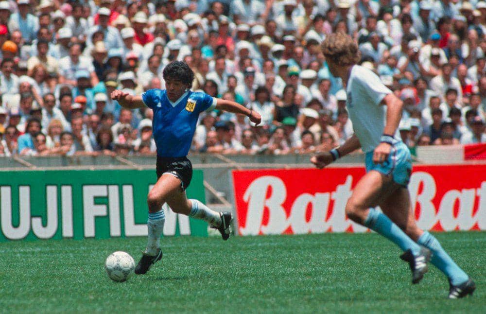 Argentina melawan Inggris di Piala Dunia 1986. (fifa.com)