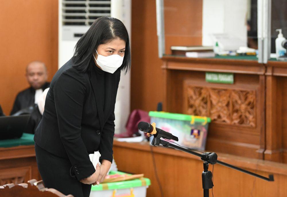 Putri Candrawathi Minta Dibebaskan dari Tuntutan 8 Tahun Penjara