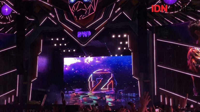potret penampilan Zedd di DWP 2022 (dok.IDN Times/Stephanie Risyana)
