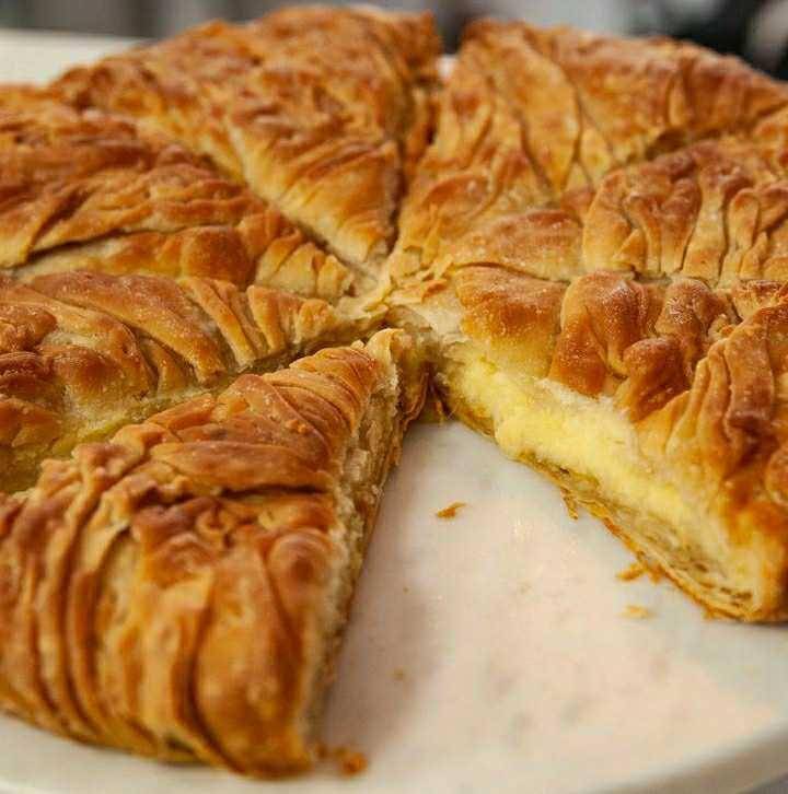 Tiropita (instagram.com/ela_greekkitchen)