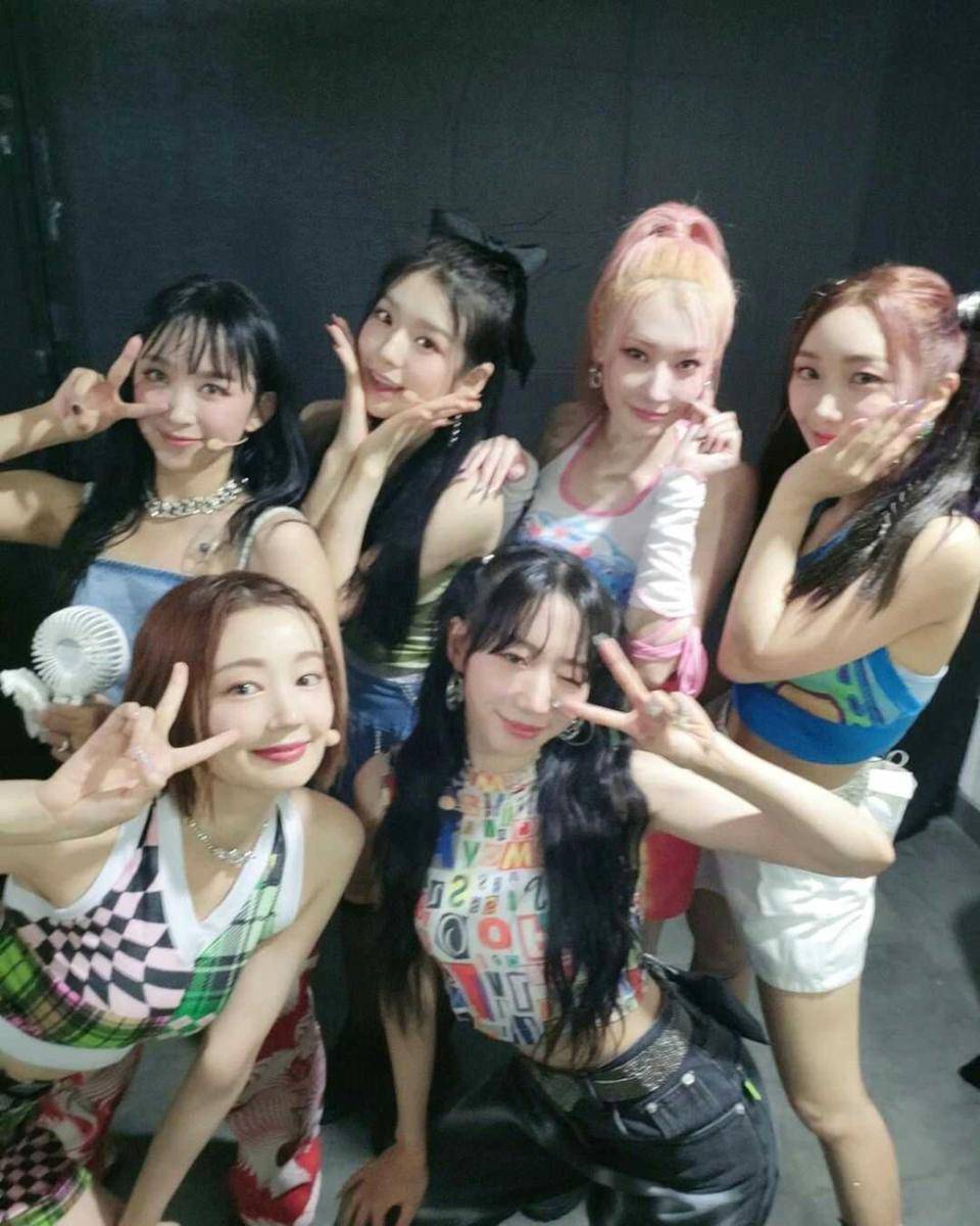 Secret Number (instagram.com/secretnumber.official/)