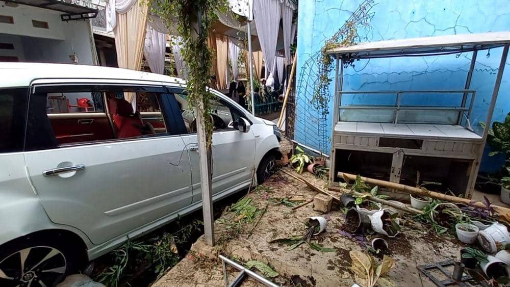 Mobil korban yang dikendarai tetangganya. (Dokumen Polres Metro Bekasi)