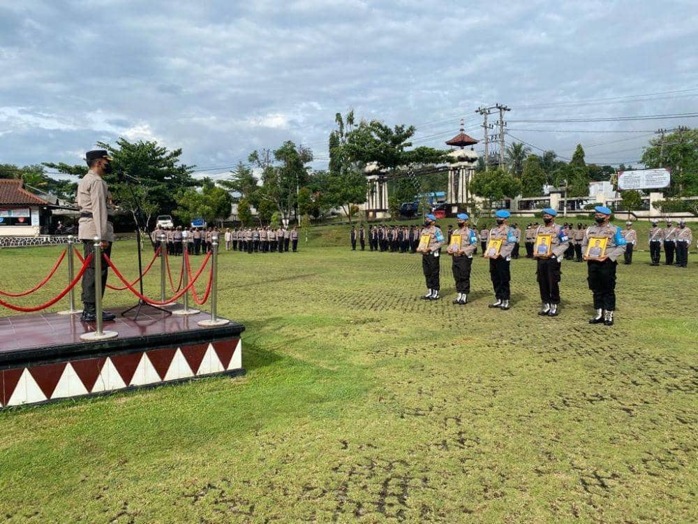 Polres Lampung Utara memecat alias melakukan Pemberhentian Tidak Dengan Hormat (PTDH) terhadap lima personel. (Dok. Polres Lampung Utara).