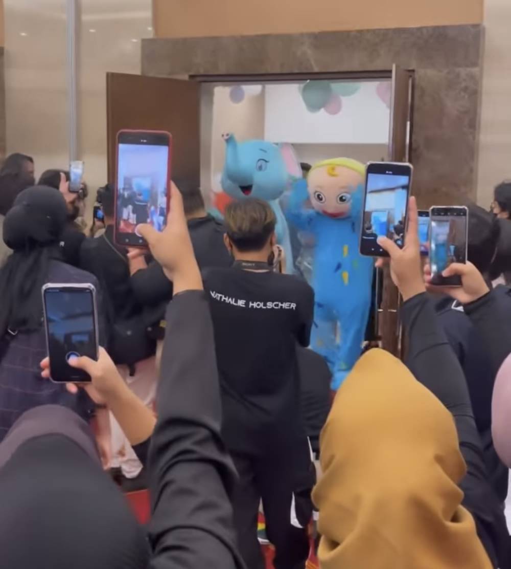 momen ulang tahun Adzam anak Sule dan Nathalie Holscher (instagram.com/nathalieholscher)