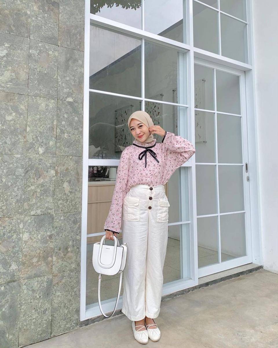outfit hijab untuk first date (instagram.com/nabilayua)