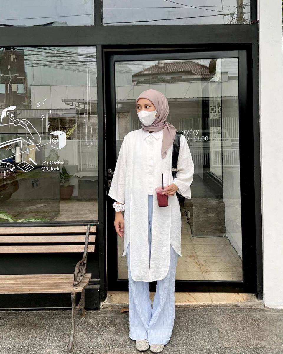 outfit hijab untuk first date (instagram.com/jihandhaifullah)