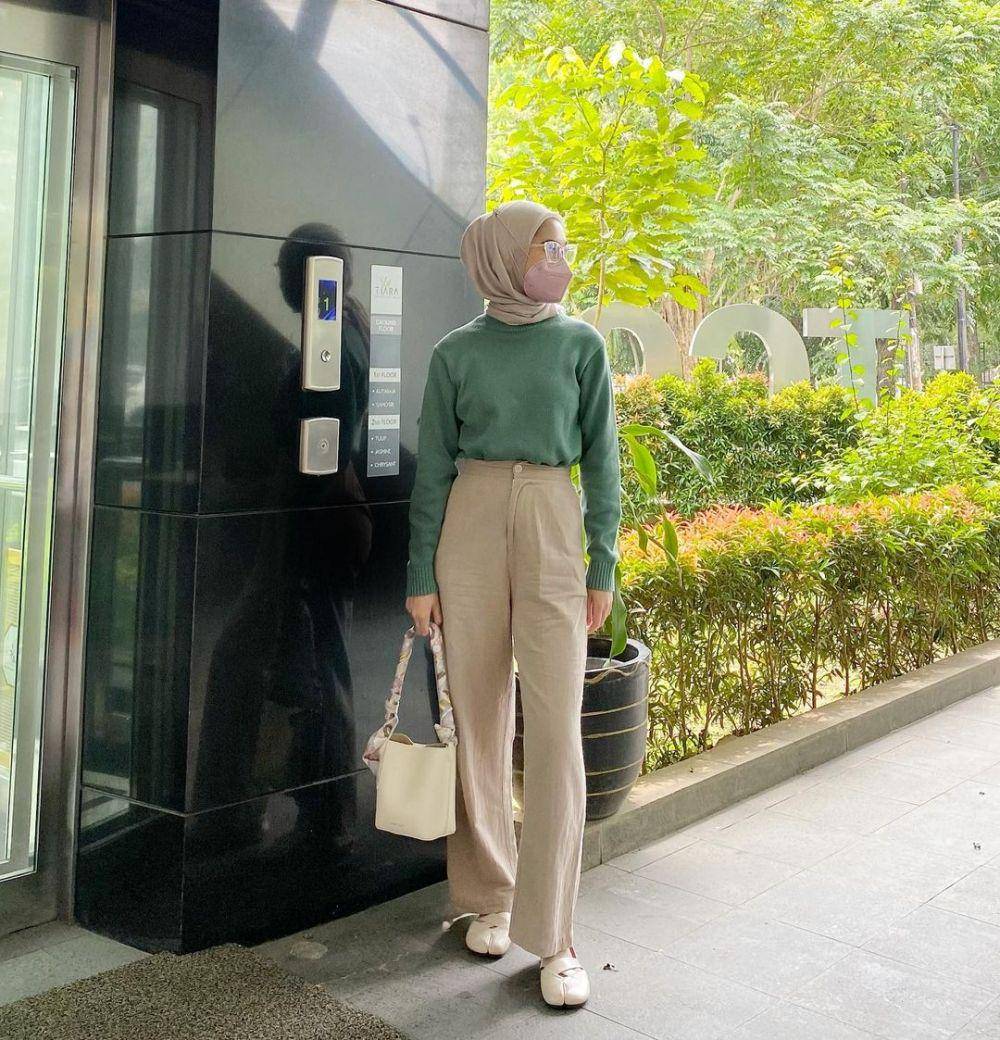 outfit hijab untuk first date (instagram.com/acafungi)