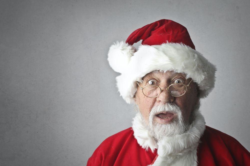 [QUIZ] Hadiah Apa yang Akan Kamu Dapatkan dari Santa Claus?