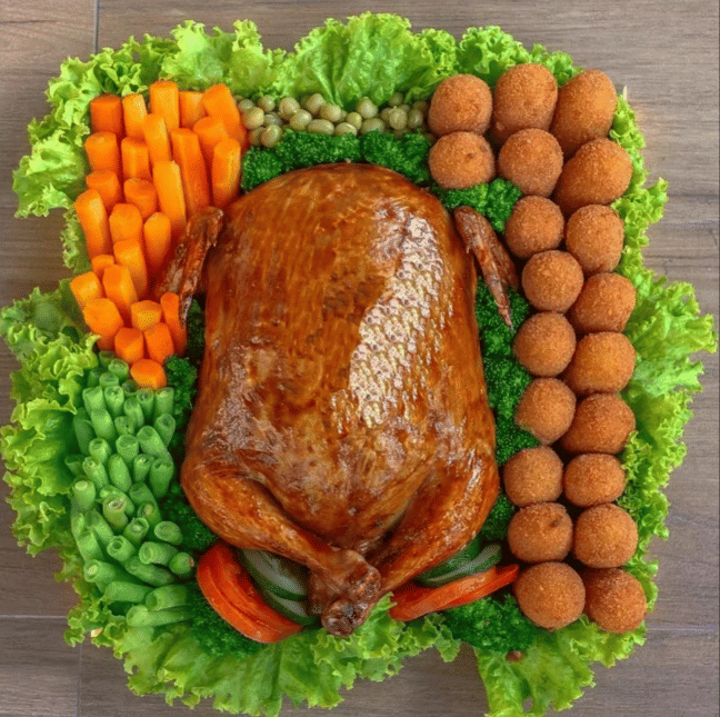 Ilustrasi ayam kodok (instagram.com/momwhoscook)