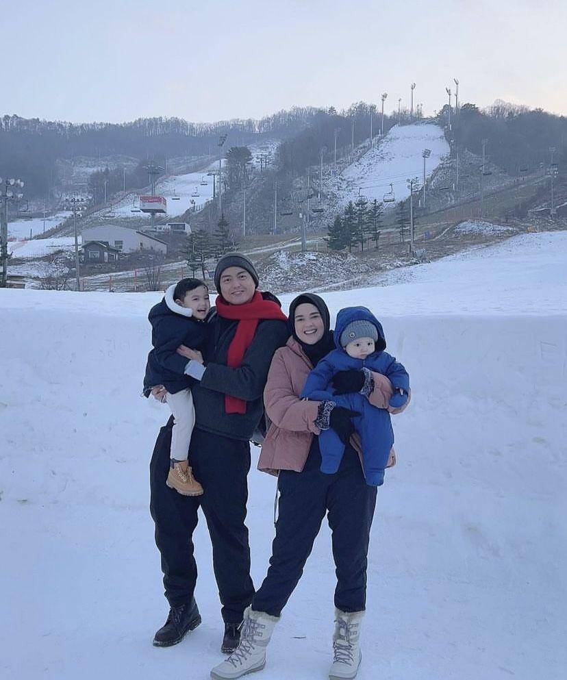 keluarga Roger dan Cut Meyriska liburan ke Korea Selatan (instagram.com/cutratumeyriska)