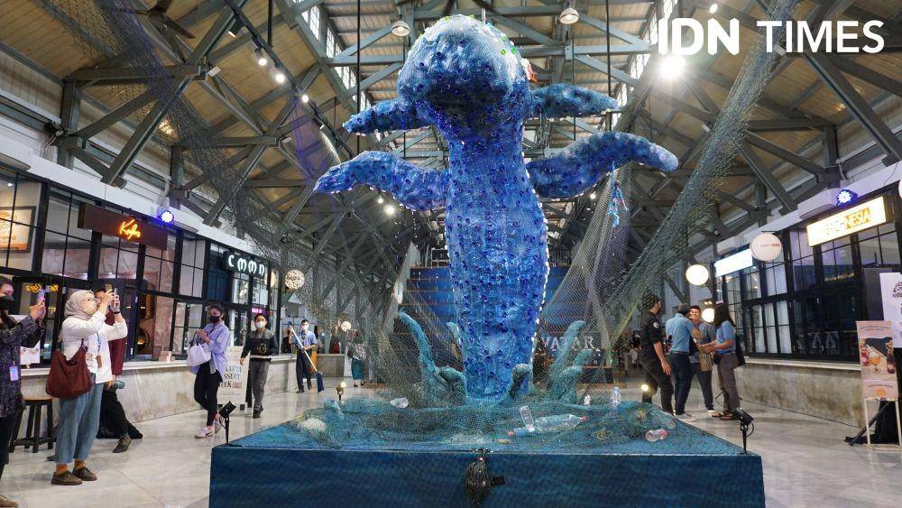 perilisan karya kolaborasi Avatar: The Way of Water dengan Yessica Ryani dan Alex Abbad pada Selasa (13/12/2022) (Dok. IDN Times/Elizabeth Chiquita)