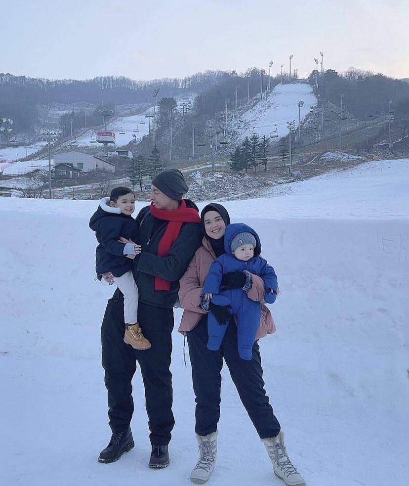 keluarga Roger dan Cut Meyriska liburan ke Korea Selatan (instagram.com/cutratumeyriska)