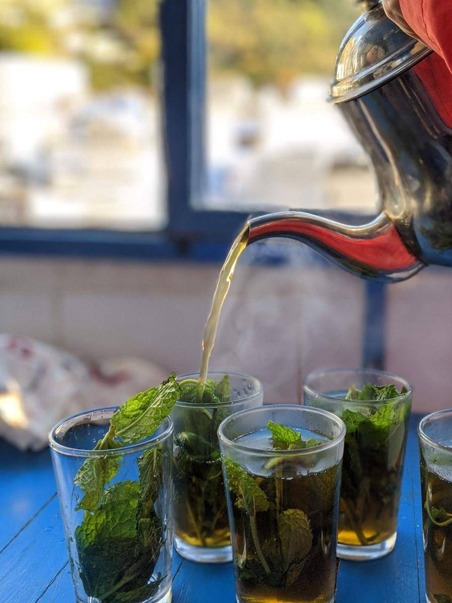 mint tea Maroko (unsplash.com/jaidastewart)