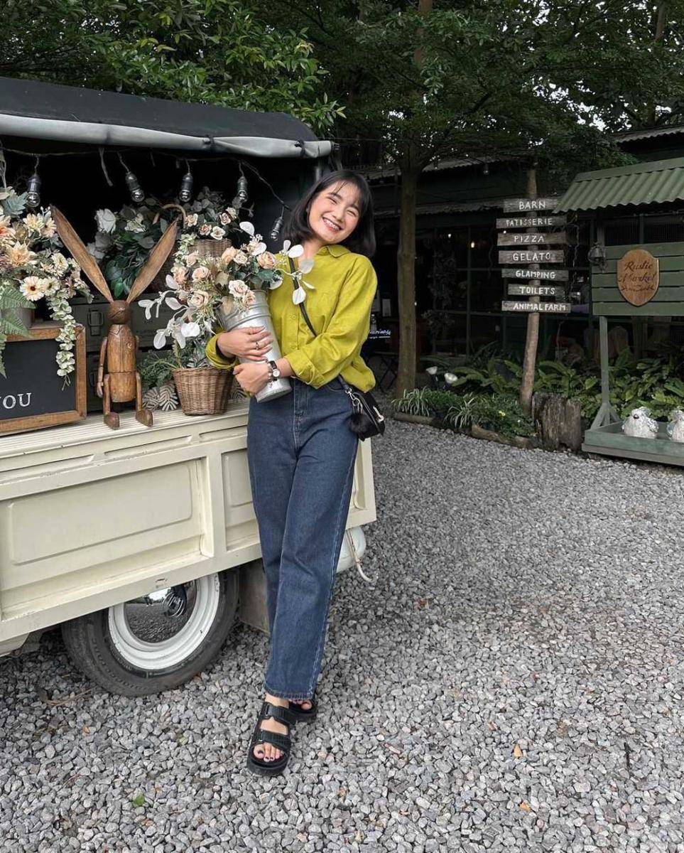 potret OOTD  Jesica Ceren (instagram.com/jesicaceren)
