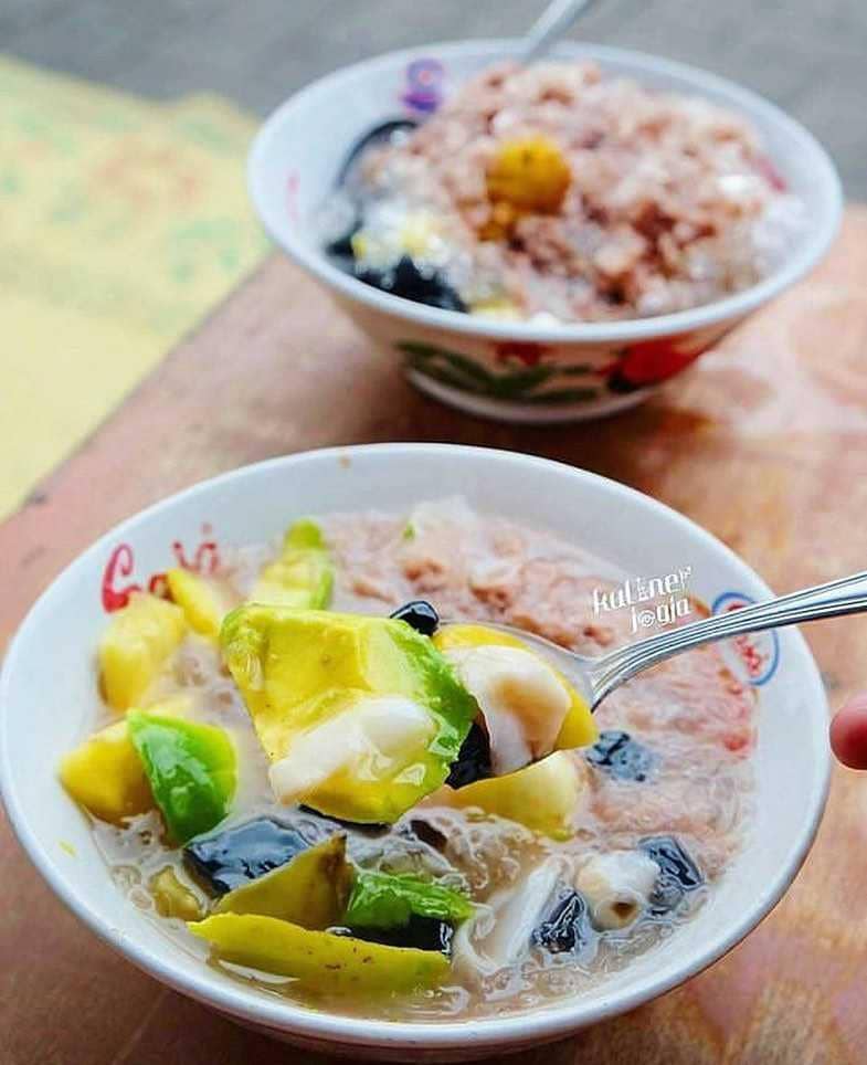 Es Buah PK (instagram.com/kulinerjogya)