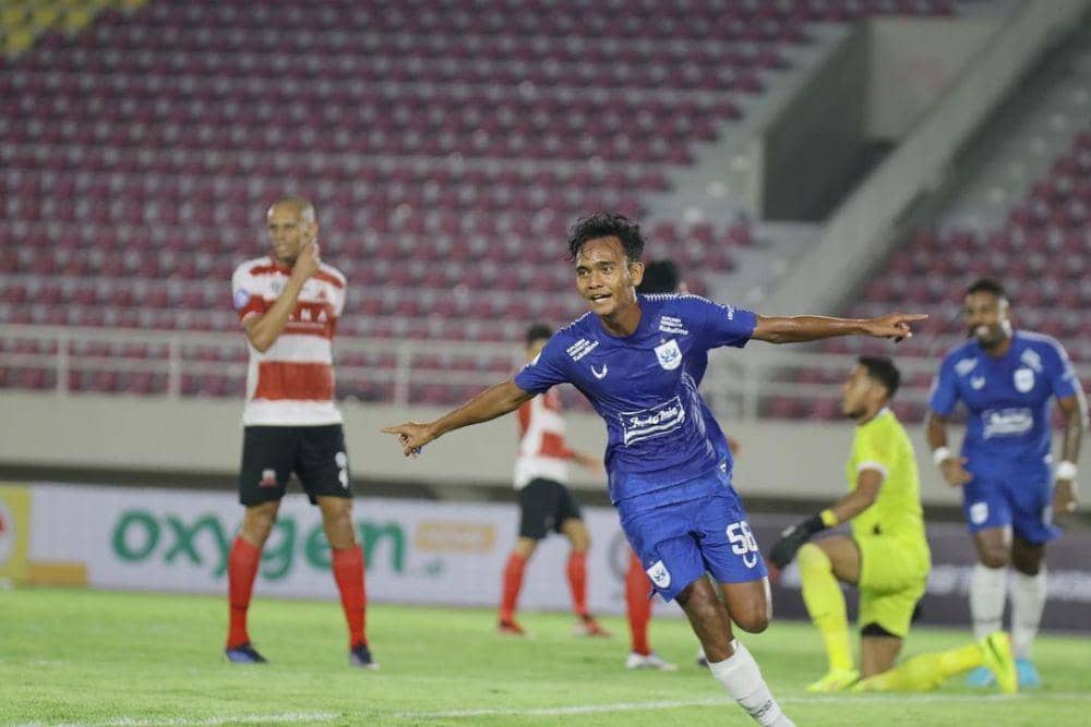 Ridho Syuhada Putra cetak gol saat melawan Madura United Fc(instagram.com/ridhosyuhadaputra)