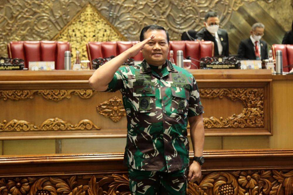 Laksamana Yudo Margono usai resmi disahkan sebagai Panglima TNI di rapat paripurna DPR, 13 Desember 2022. (Dokumentasi TNI Angkatan Laut)