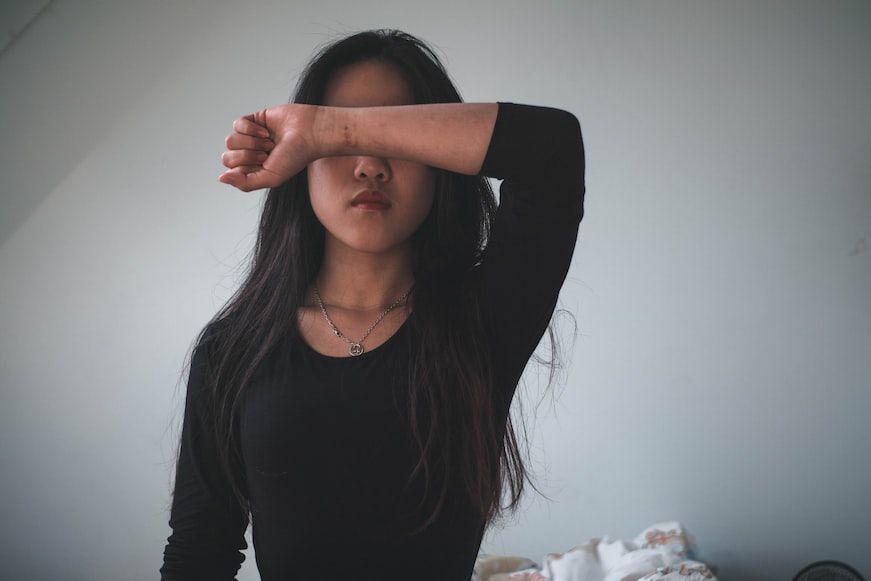 5 Cara Tenangkan Diri saat Hidup Terasa Makin Berat, Yakin Bisa Lalui!