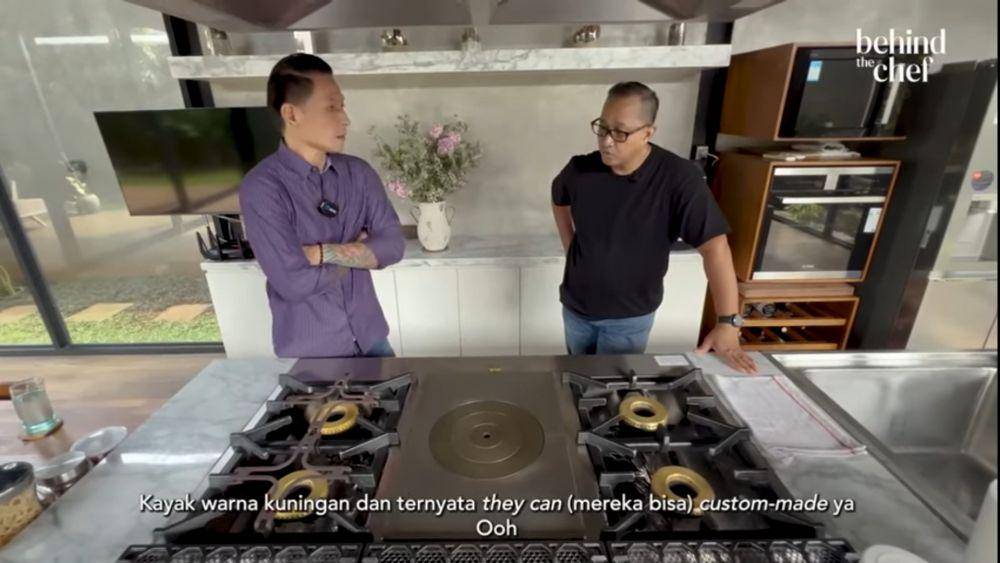 dapur di rumah Chef Juna (dok.youtube.com/BehindtheChefbyChefDegan)