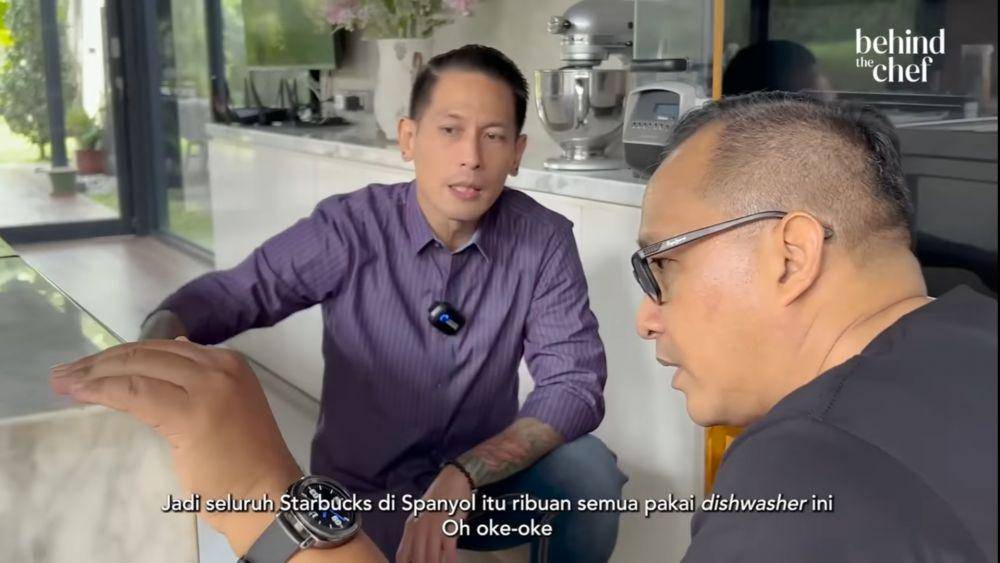 dapur di rumah Chef Juna (dok.youtube.com/BehindtheChefbyChefDegan)